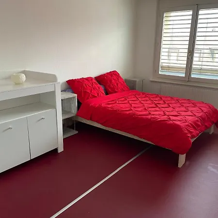 Apartment 3,5 Pieces En Centre Ville *